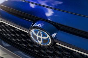 Toyota RAV4 Prime SE 2020 года 